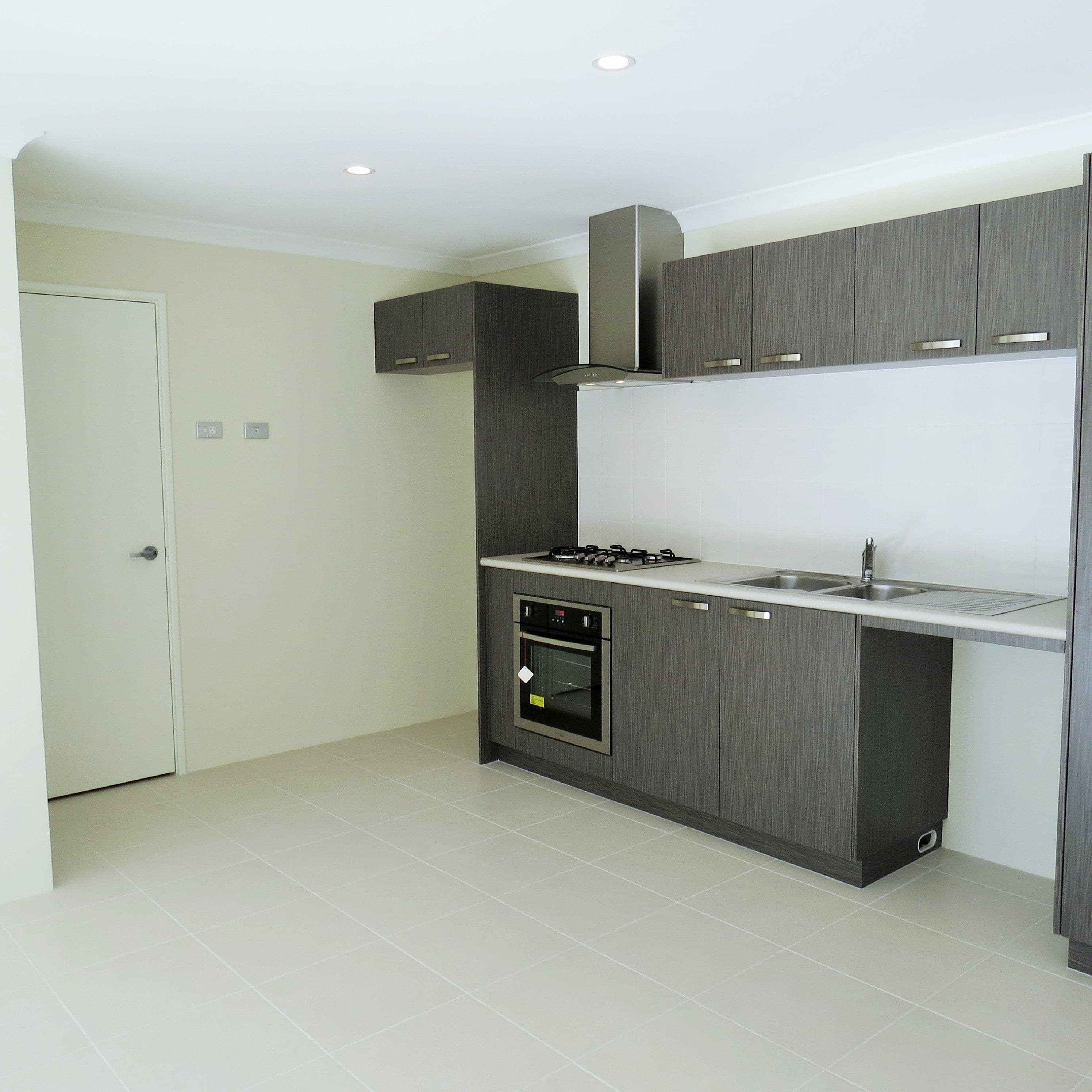 12 Heath Road, Kalamunda WA 6076, Kalamunda - Thumbnail 3