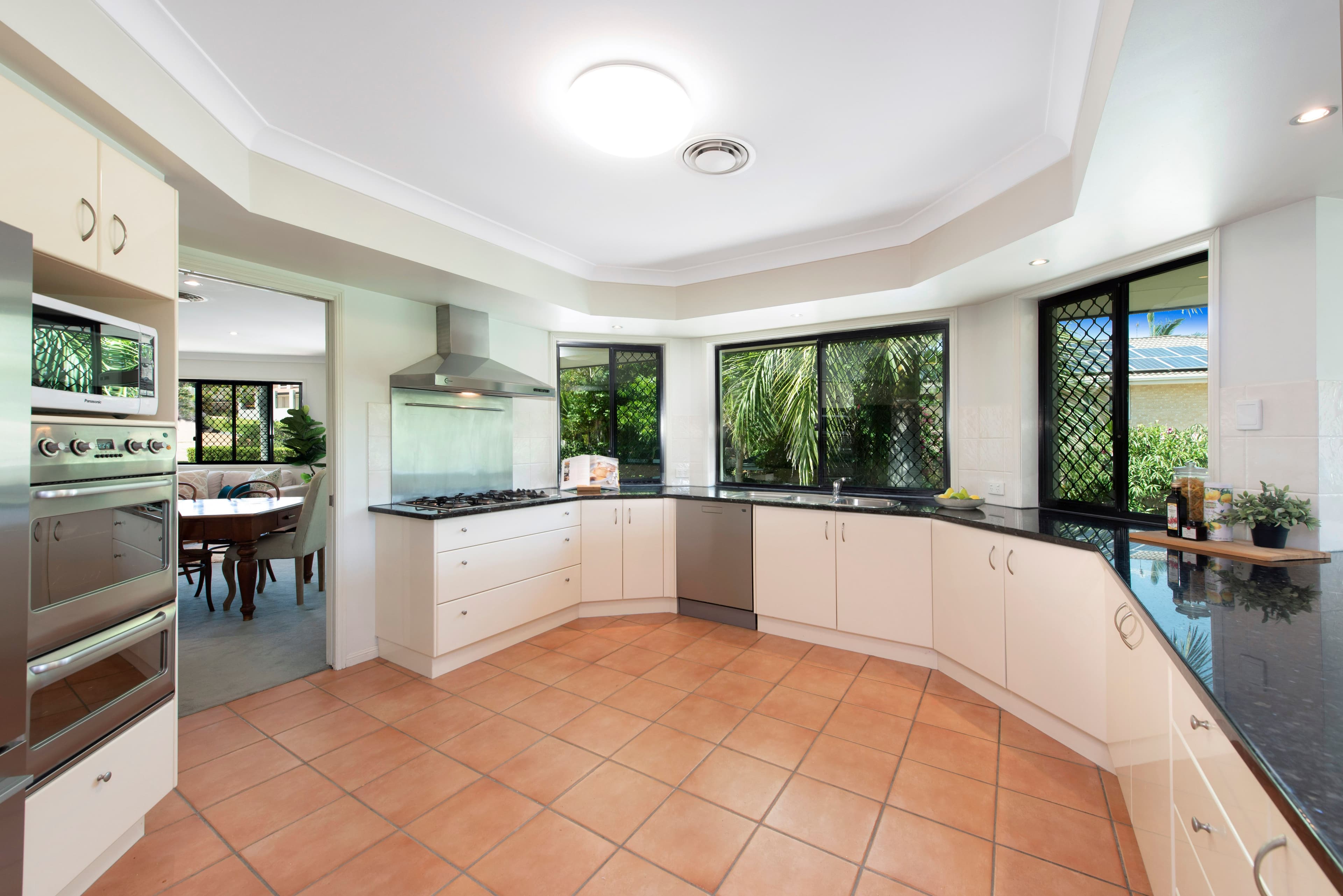 9 Merion Place, Carindale QLD 4152, Carindale - Thumbnail 6