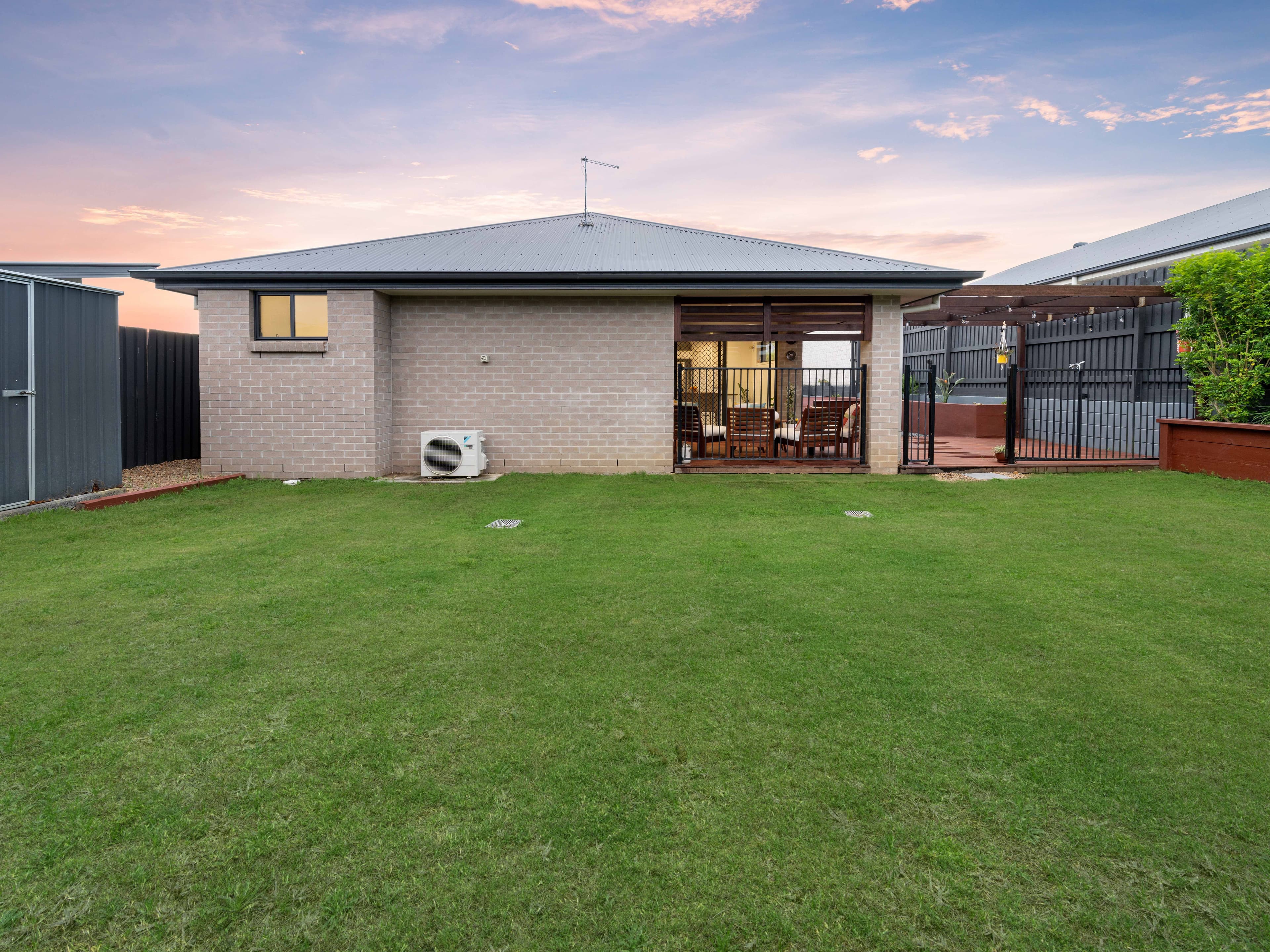 362 Providence Parade, South Ripley QLD 4306, South Ripley - Thumbnail 2