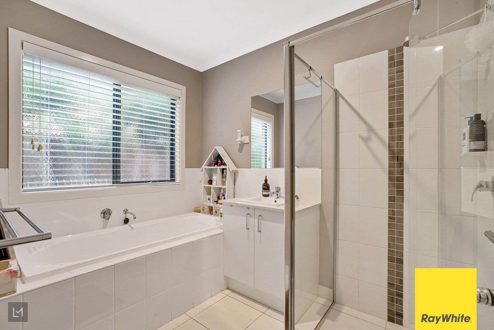 12 Caraleena Drive, Tarneit VIC 3029, Tarneit - Thumbnail 5