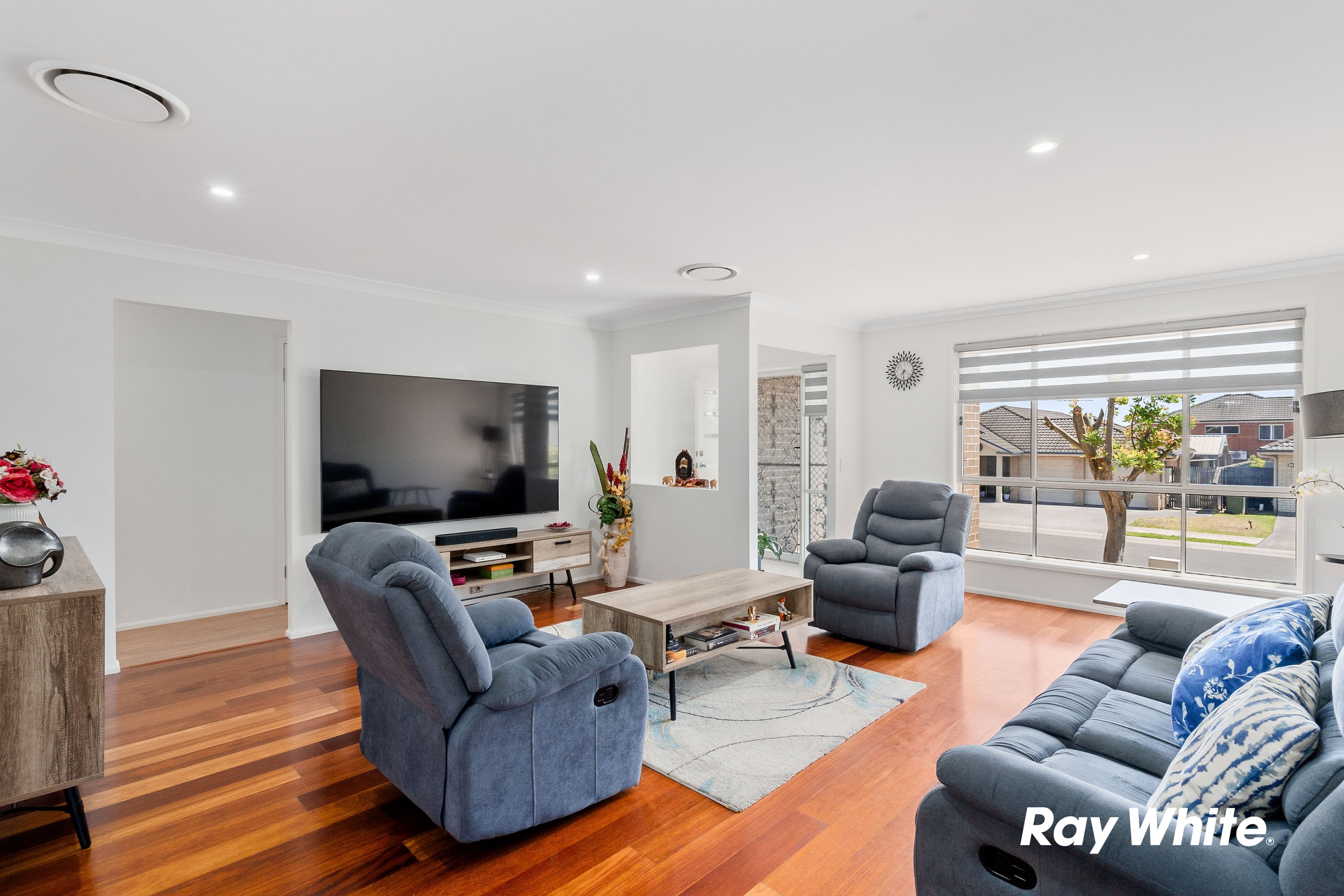 66 Lilydale Drive, Woodcroft NSW 2767, Woodcroft - Thumbnail 2