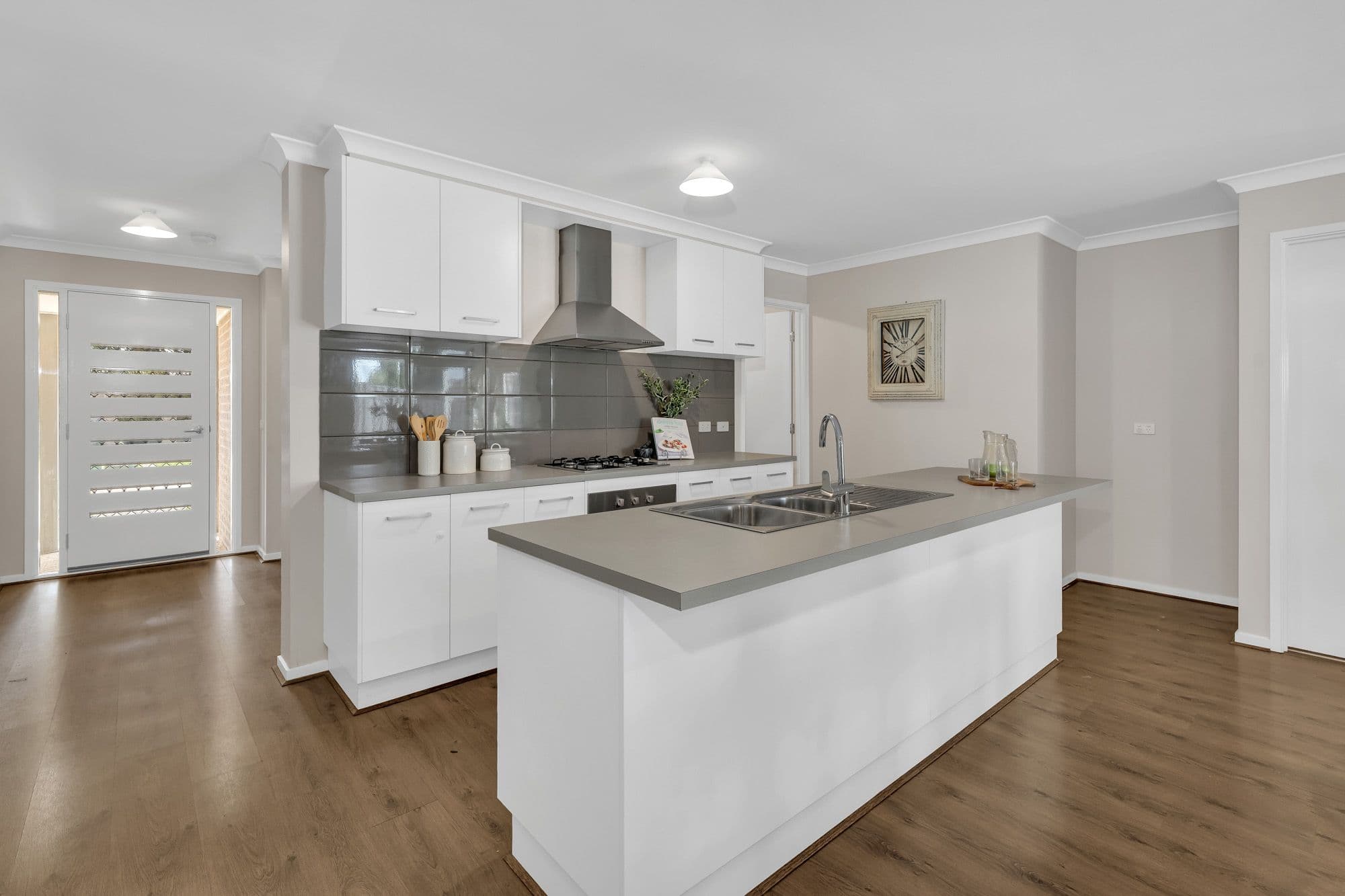 8 Saris Street, MANOR LAKES VIC 3024, Manor Lakes - Thumbnail 5