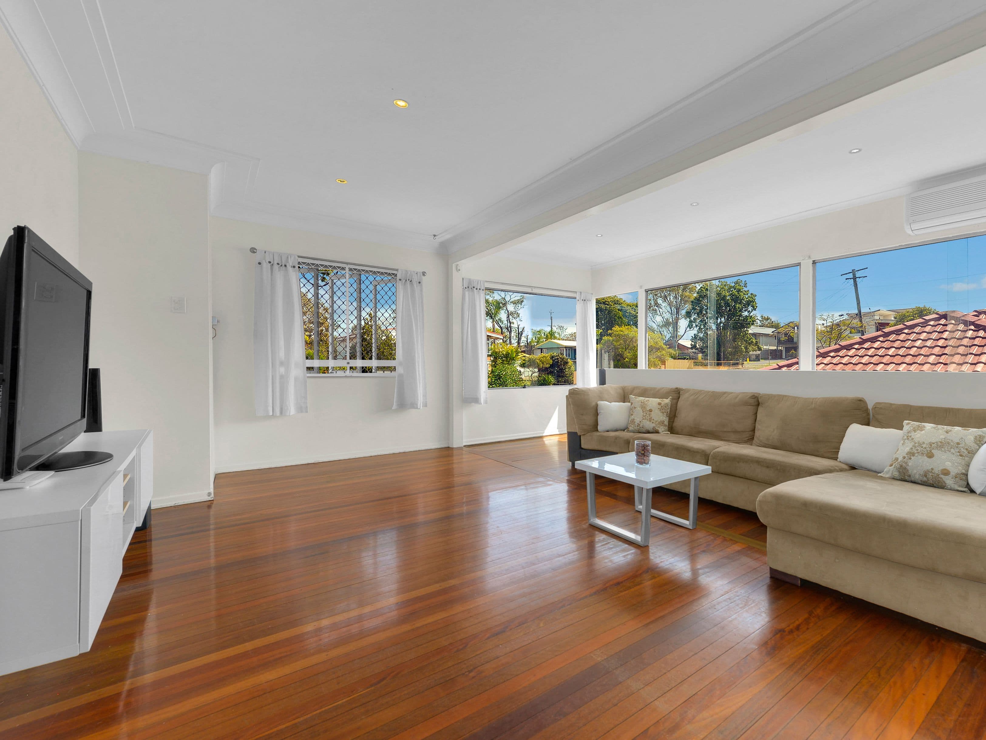 8 Norwich Street, Wavell Heights QLD 4012, Wavell Heights - Thumbnail 5