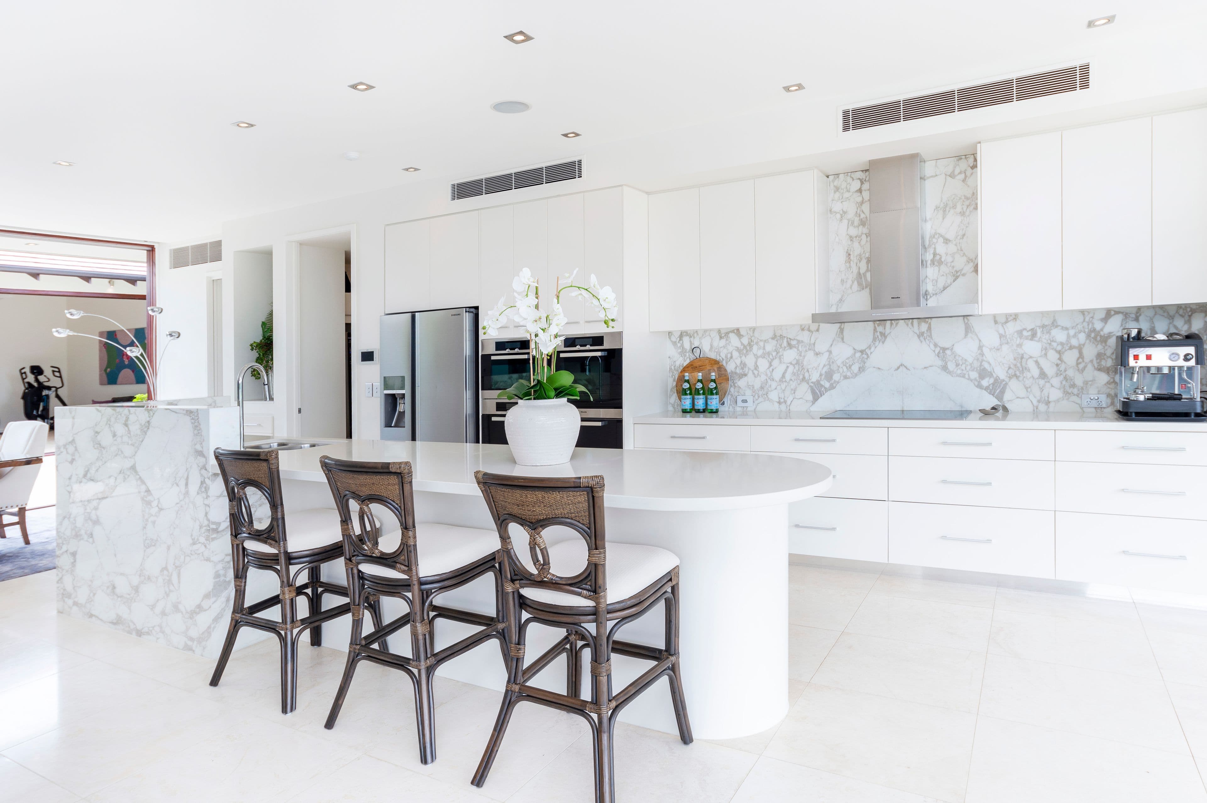 2094 The Circle, Sanctuary Cove QLD 4212, Sanctuary Cove - Thumbnail 4
