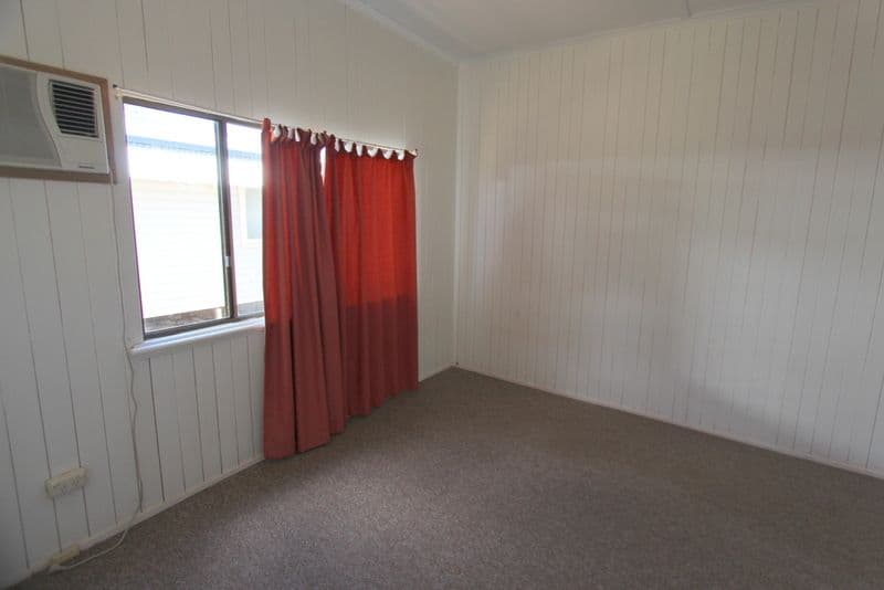 142 Alfred Street, CHARLEVILLE QLD 4470, Charleville - Thumbnail 8