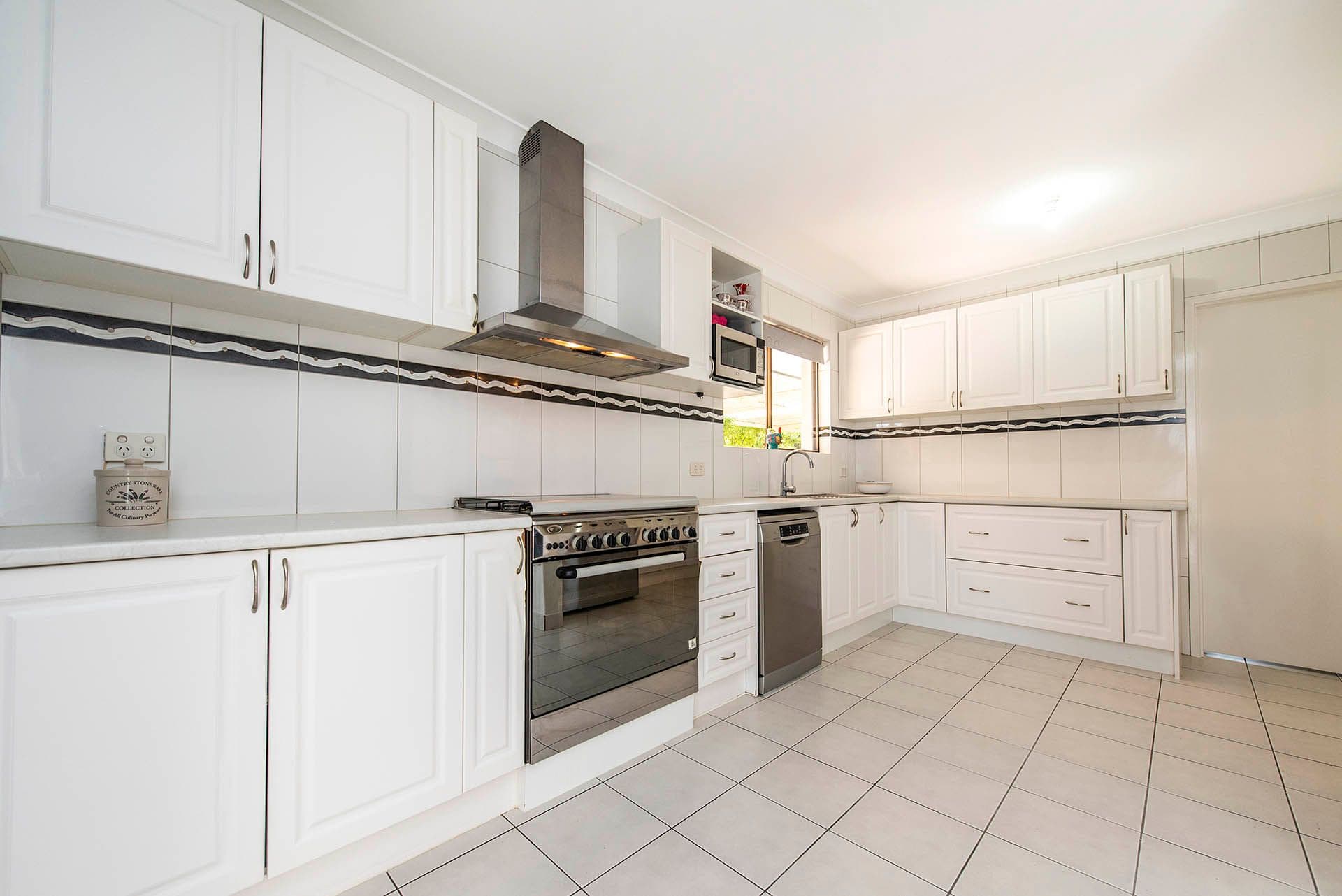 230 Kalamunda Road, Maida Vale WA 6057, Maida Vale - Thumbnail 8
