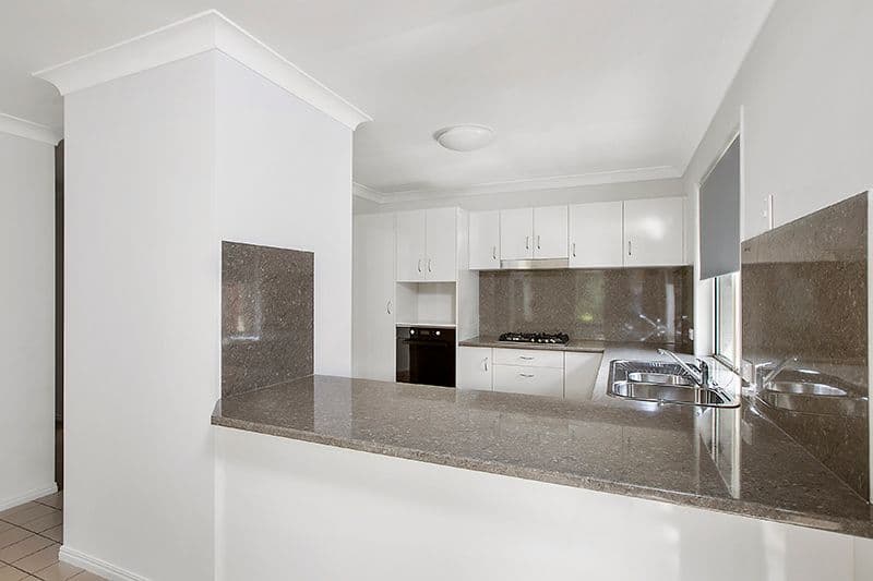 11 Conferta Place, Forest Lake QLD 4078, Forest Lake - Thumbnail 3