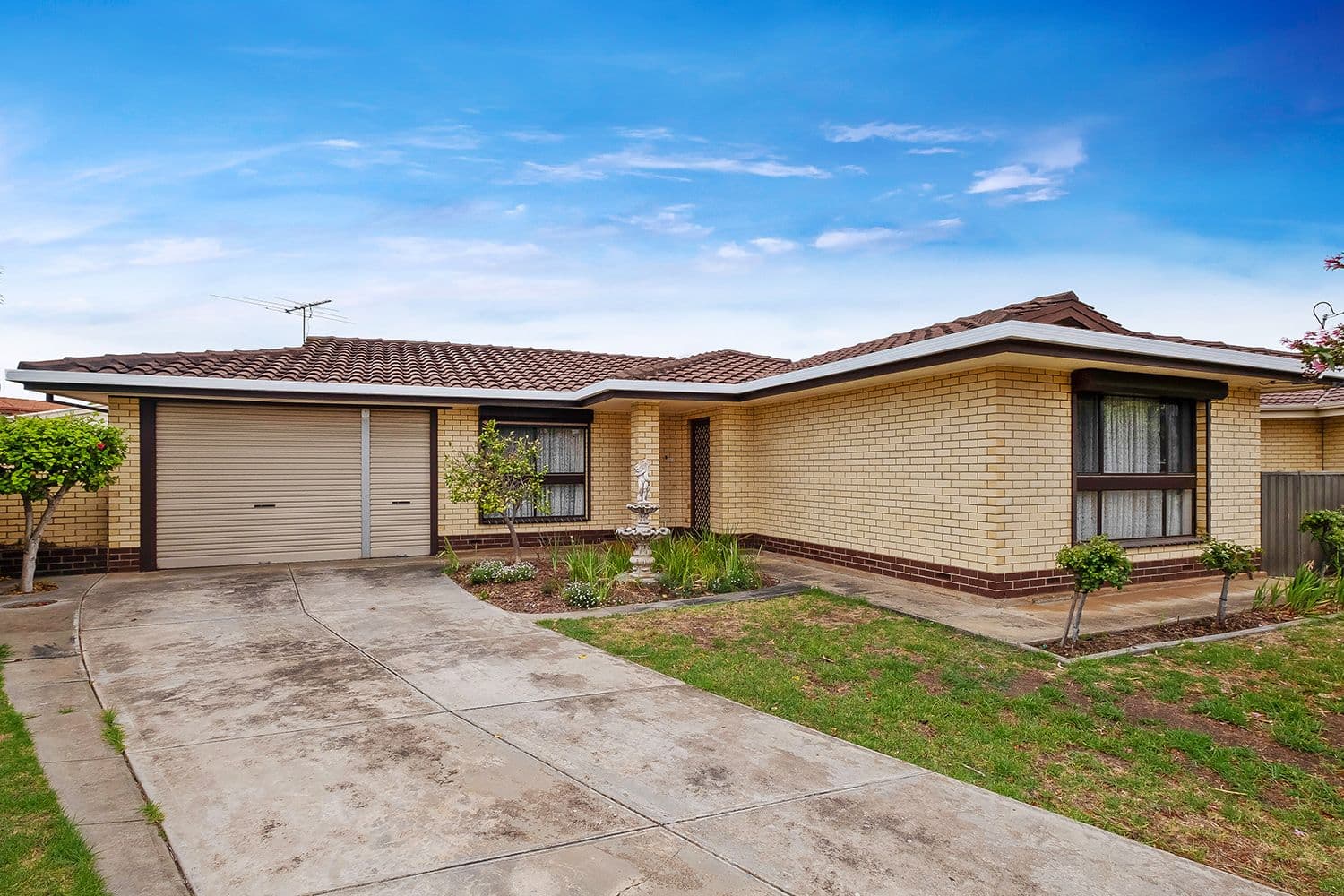 16 Holthouse Road, Fulham Gardens SA 5024, Fulham Gardens - Thumbnail 2