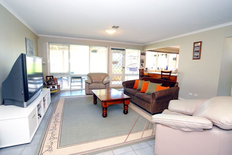 38 Cheryl Crescent, Ferntree Gully VIC 3156, Ferntree Gully - Thumbnail 4