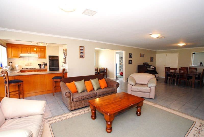 38 Cheryl Crescent, Ferntree Gully VIC 3156, Ferntree Gully - Thumbnail 7