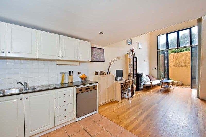18 Wilson Street, NEWTOWN NSW 2042, Newtown - Thumbnail 2
