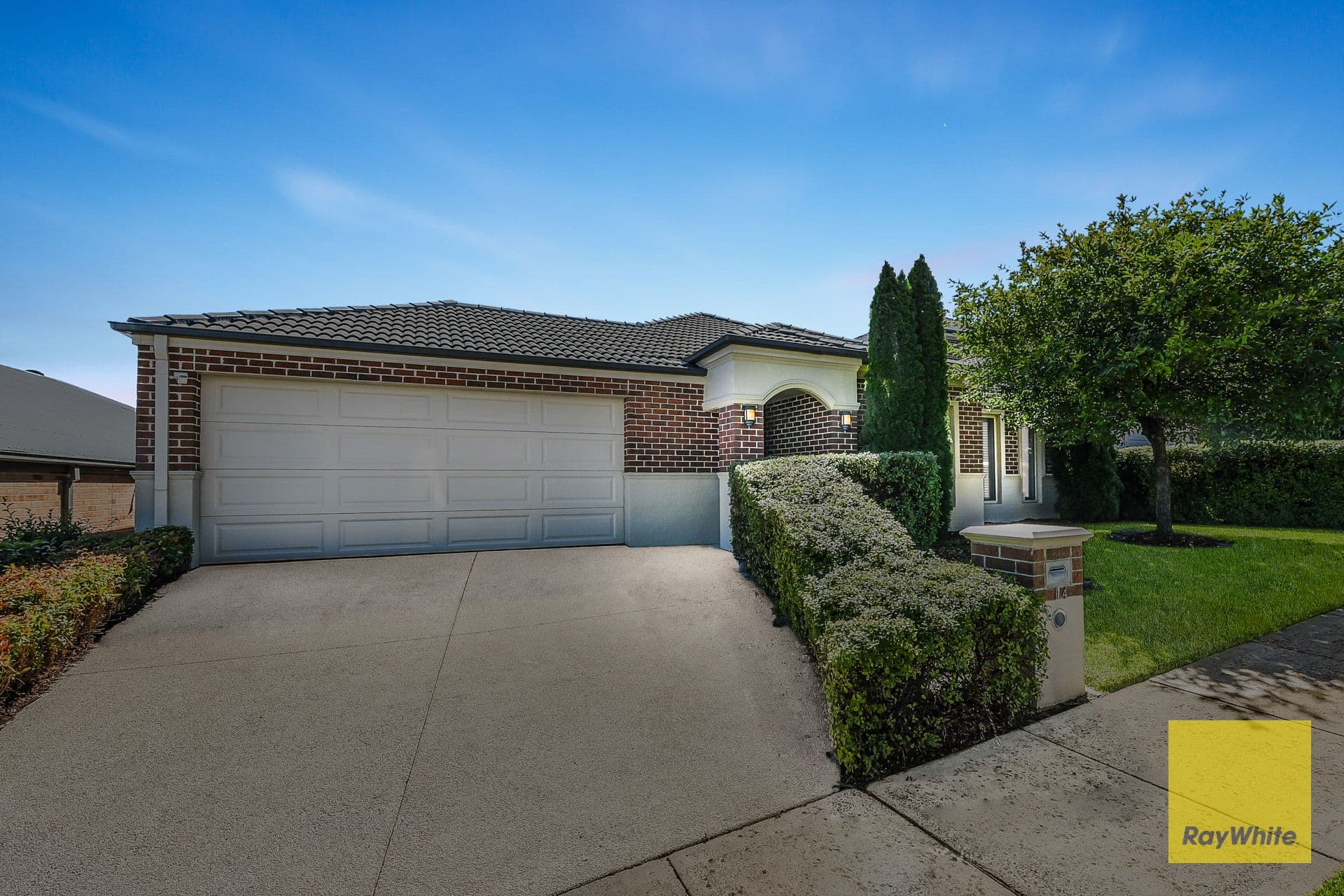 14 Clendon Street, Berwick VIC 3806, Berwick - Thumbnail 2