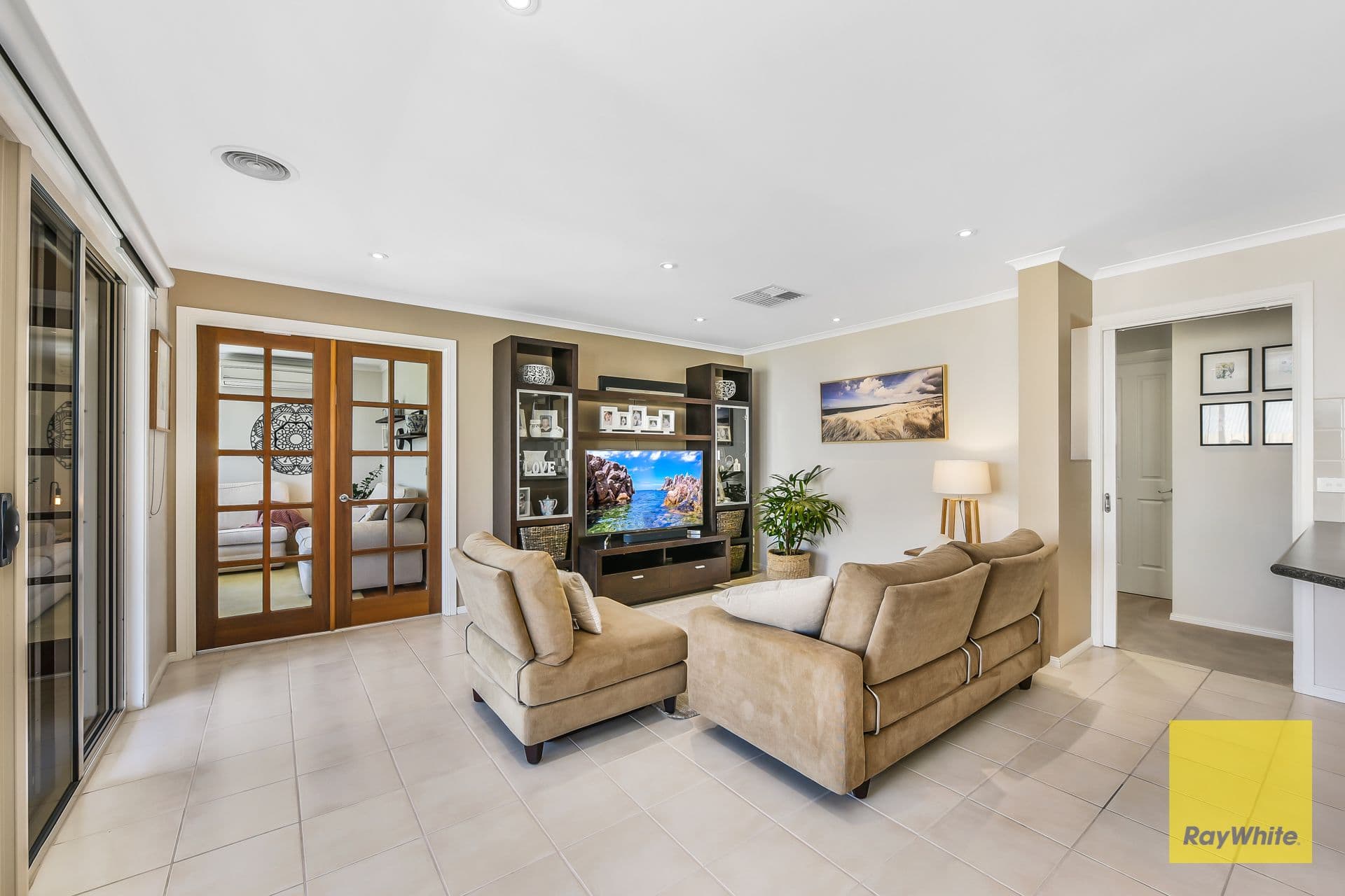 14 Clendon Street, Berwick VIC 3806, Berwick - Thumbnail 4