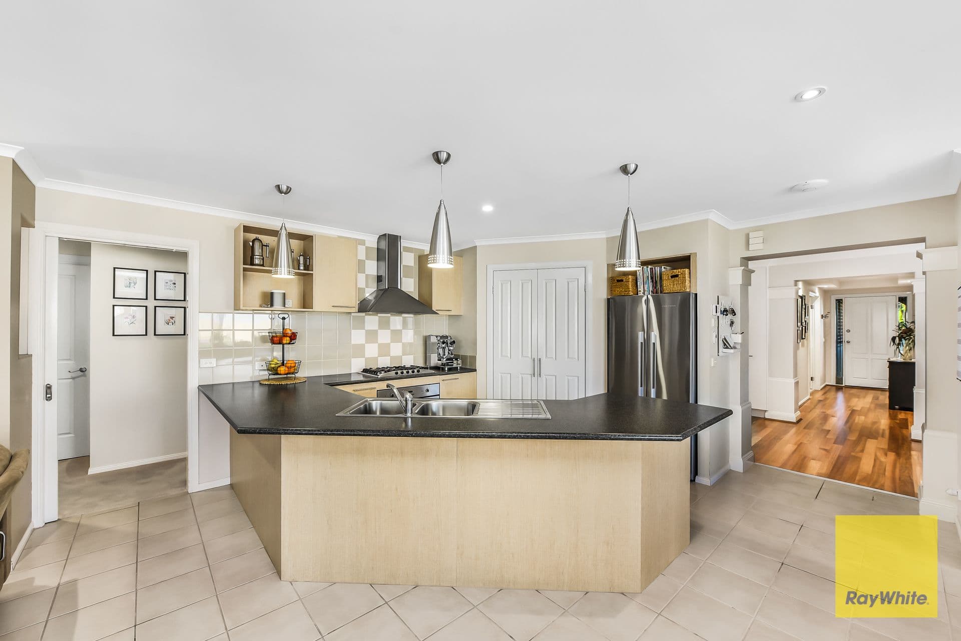 14 Clendon Street, Berwick VIC 3806, Berwick - Thumbnail 5