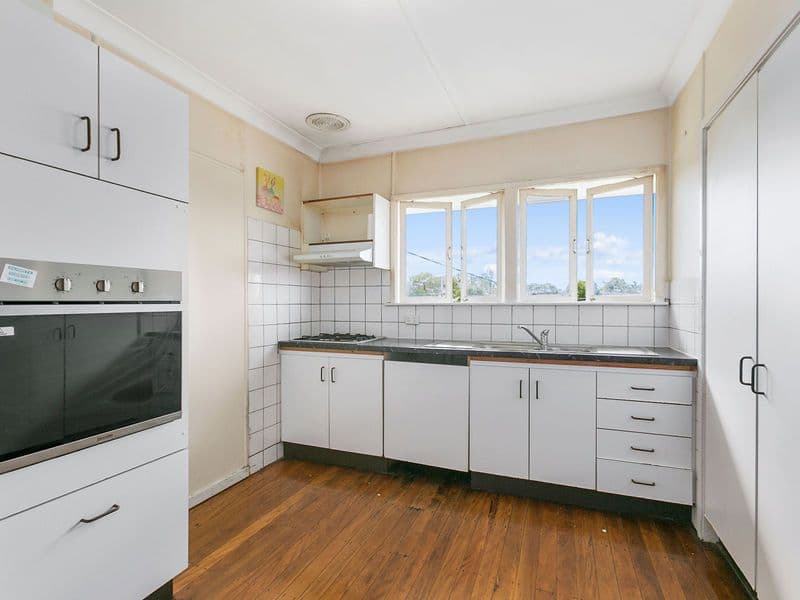 101 Somerfield Street, Upper Mount Gravatt QLD 4122, Upper Mount Gravatt - Thumbnail 2
