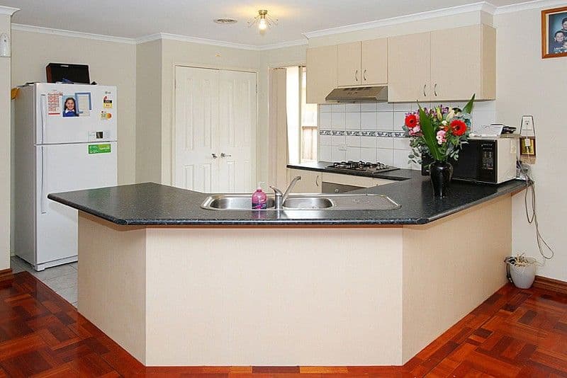 18 Raheen Place, CRAIGIEBURN VIC 3064, Craigieburn - Thumbnail 5