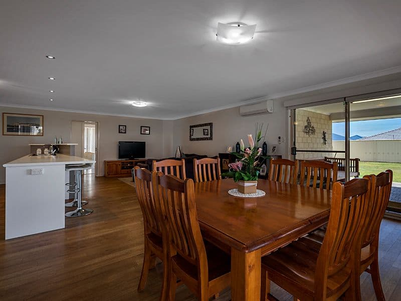 12 Derna Parade, Wandina WA 6530, Wandina - Thumbnail 2