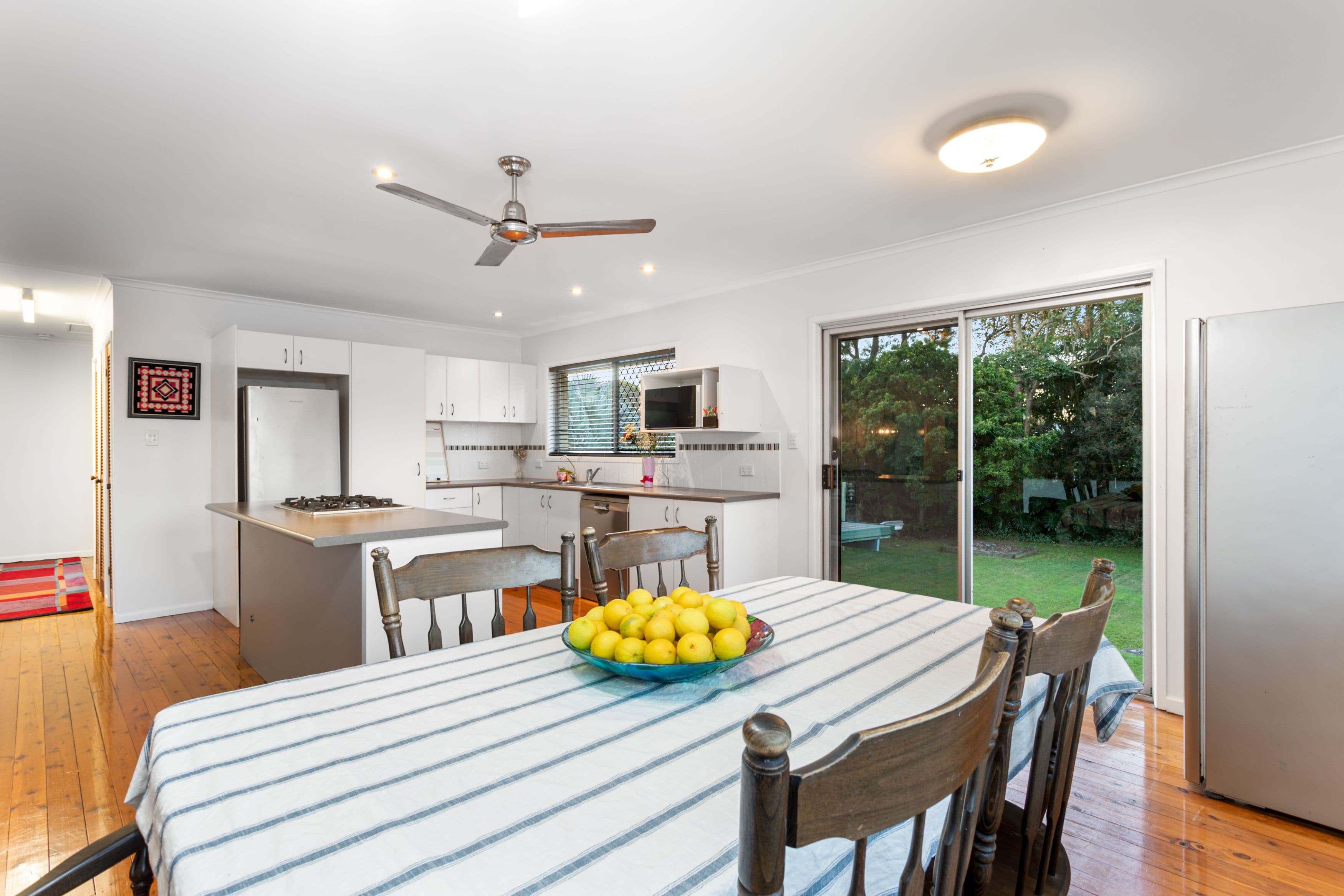 9 Kempster Street, Sandgate QLD 4017, Sandgate - Thumbnail 7