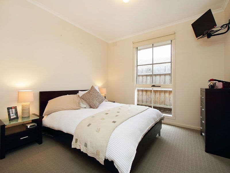 6 Holland Avenue, DINGLEY VILLAGE VIC 3172, Dingley Village - Thumbnail 5