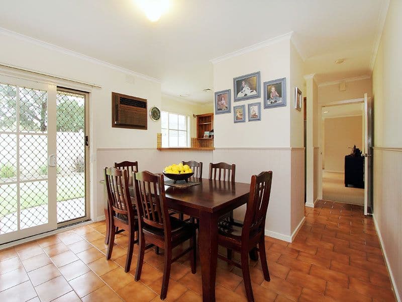 6 Holland Avenue, DINGLEY VILLAGE VIC 3172, Dingley Village - Thumbnail 7