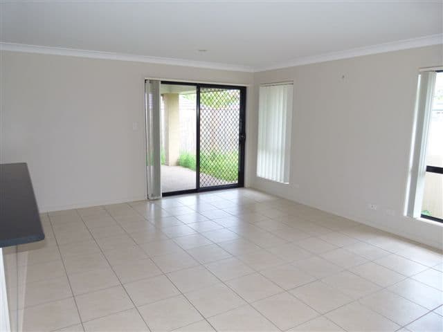 81 Jacaranda Drive, YAMANTO QLD 4305, Yamanto - Thumbnail 2