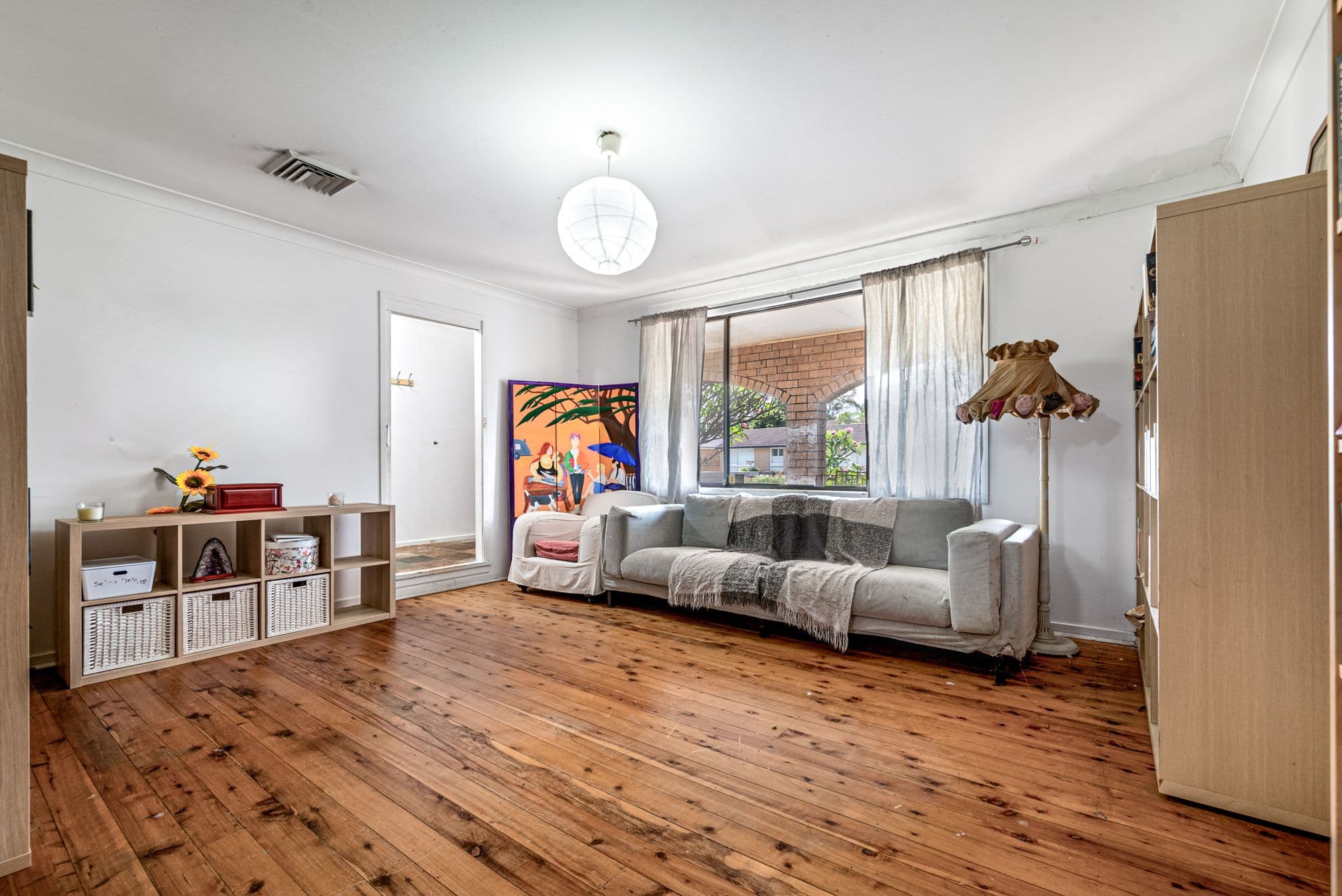 9 Bimbadeen Avenue, Bradbury NSW 2560, Bradbury - Thumbnail 3