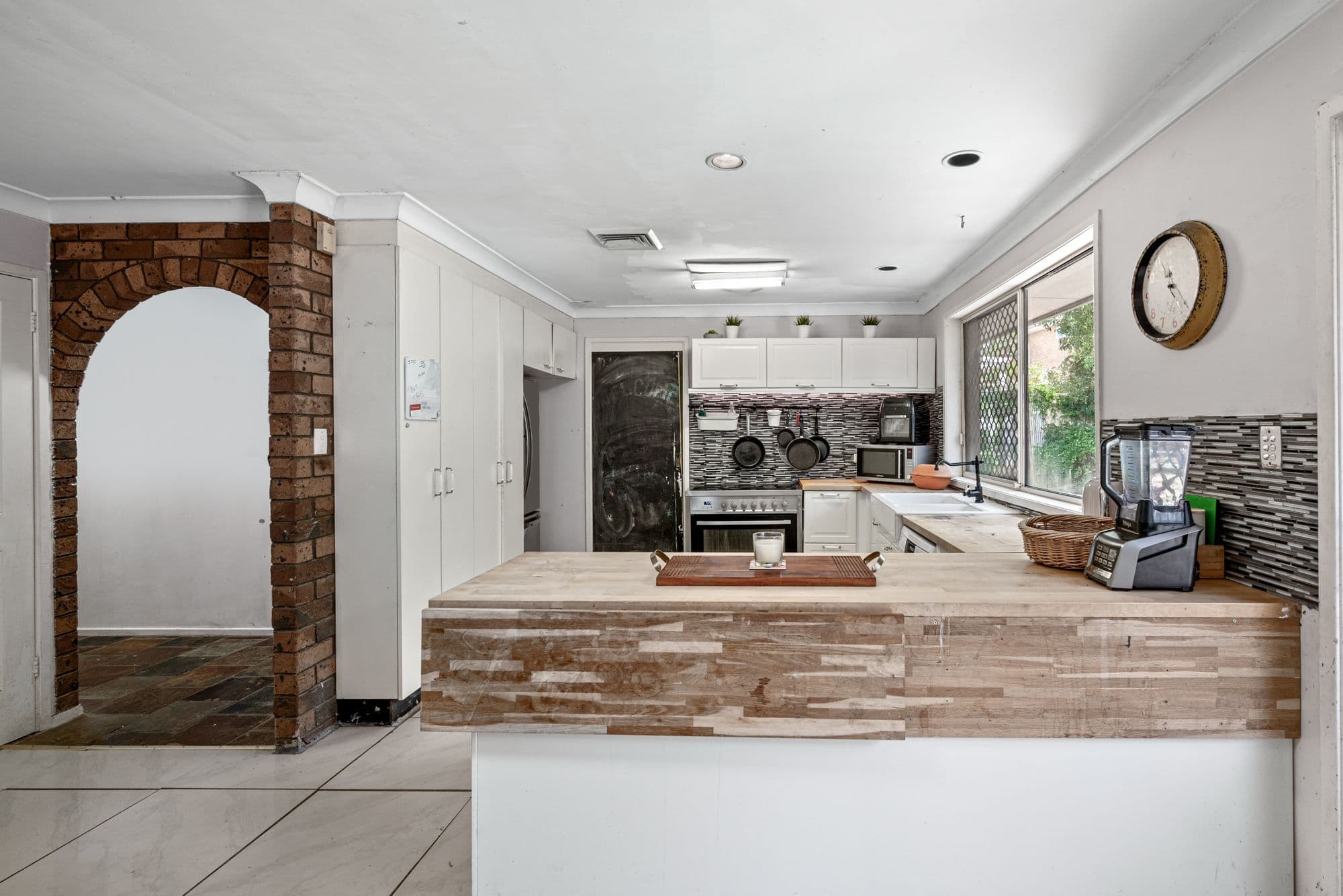9 Bimbadeen Avenue, Bradbury NSW 2560, Bradbury - Thumbnail 5