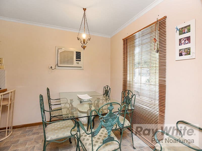 11 Gundowringa Avenue, Happy Valley SA 5159, Happy Valley - Thumbnail 3