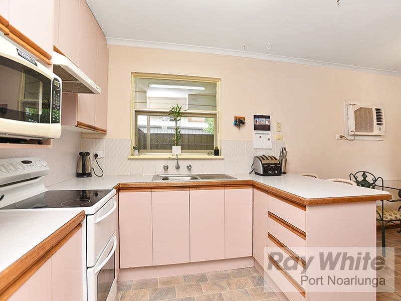 11 Gundowringa Avenue, Happy Valley SA 5159, Happy Valley - Thumbnail 5