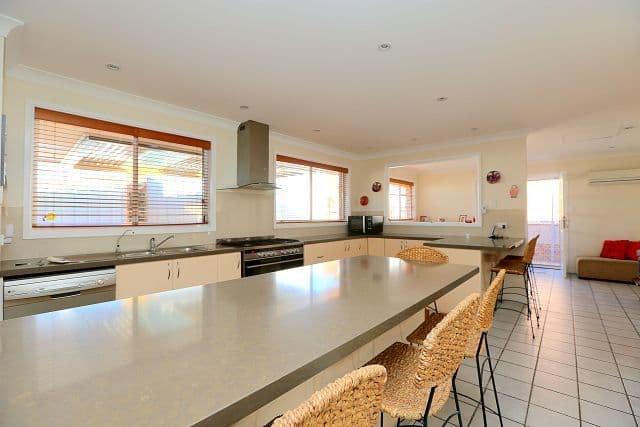 9 Wenke Crescent, Yagoona NSW 2199, Yagoona - Thumbnail 4