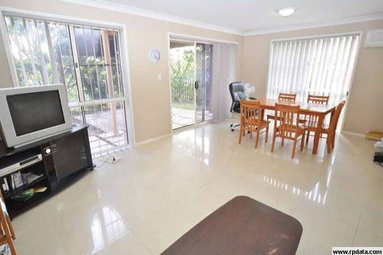 127 Greenacre Drive, PARKWOOD QLD 4214, Parkwood - Thumbnail 3