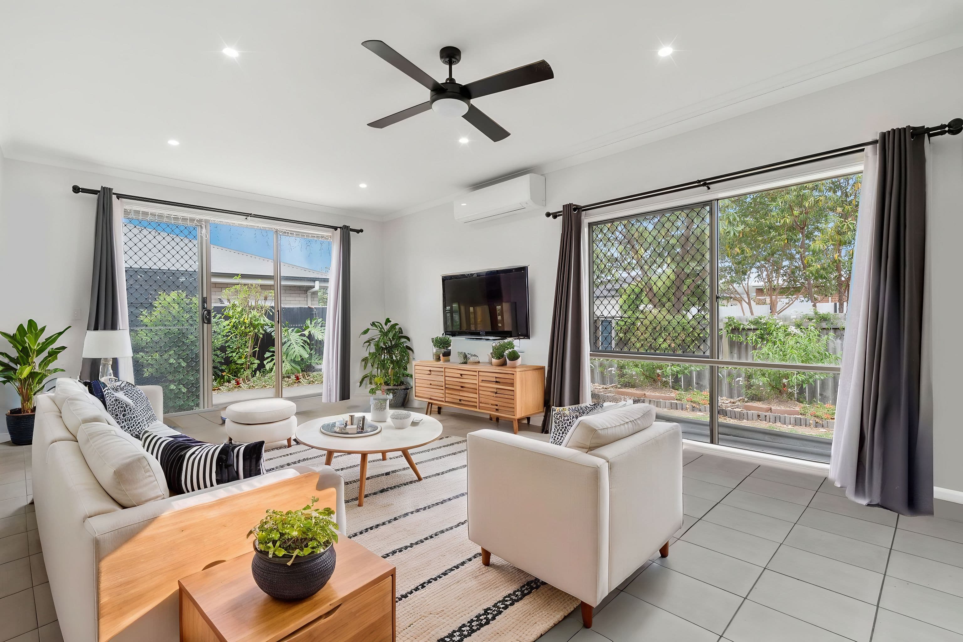 9 Copal Drive, Logan Reserve QLD 4133, Logan Reserve - Thumbnail 2