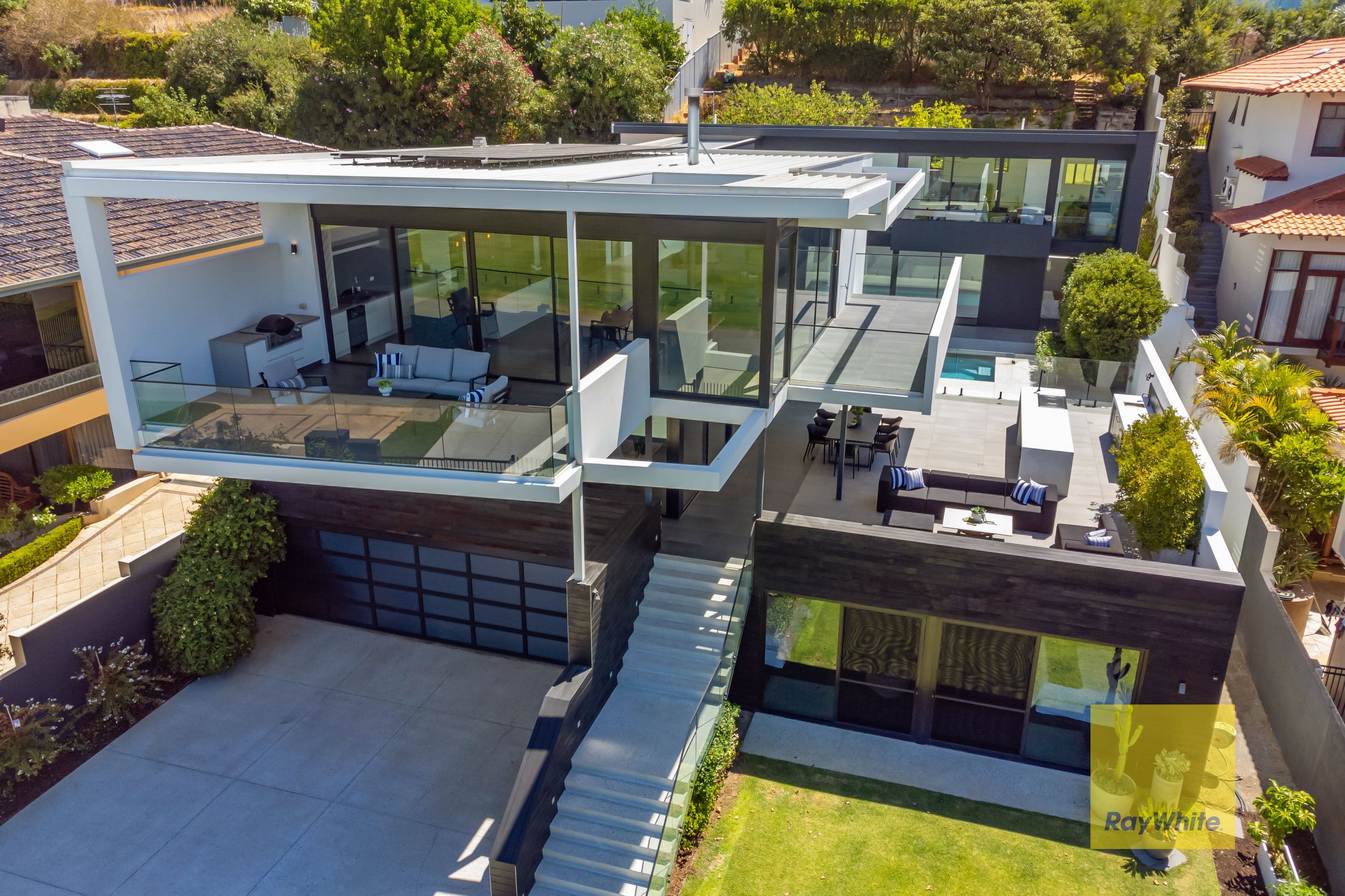 69 Esplanade, Nedlands WA 6009, Nedlands - Thumbnail 3