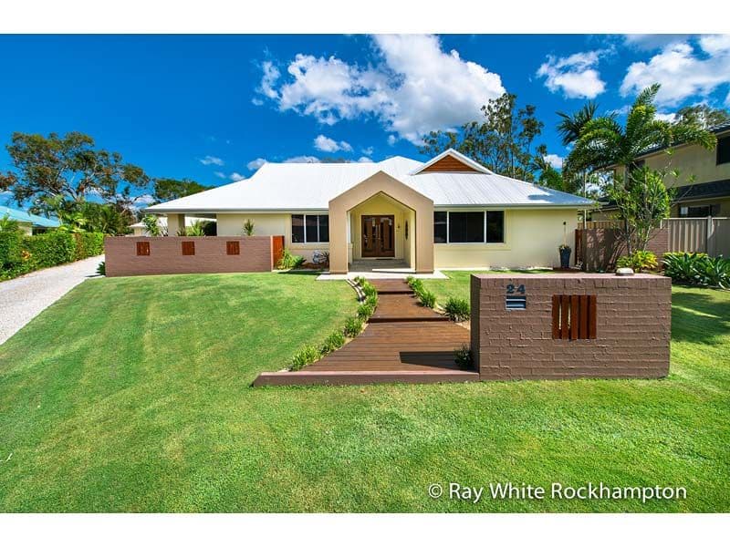 24 Warner Avenue, NORMAN GARDENS QLD 4701, Norman Gardens - Thumbnail 2