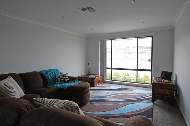 12 Simms Drive, BUNGENDORE NSW 2621, Bungendore - Thumbnail 2