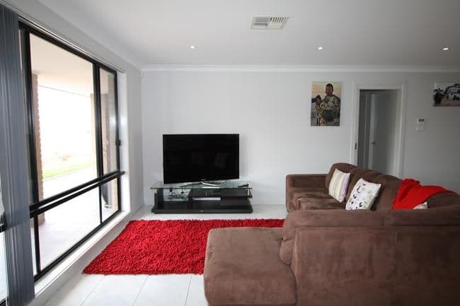 12 Simms Drive, BUNGENDORE NSW 2621, Bungendore - Thumbnail 4