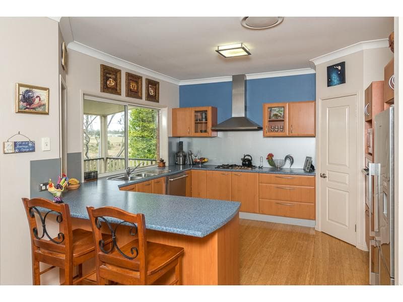 19 Aringa Crescent,  Karana Downs, Karana Downs - Thumbnail 5