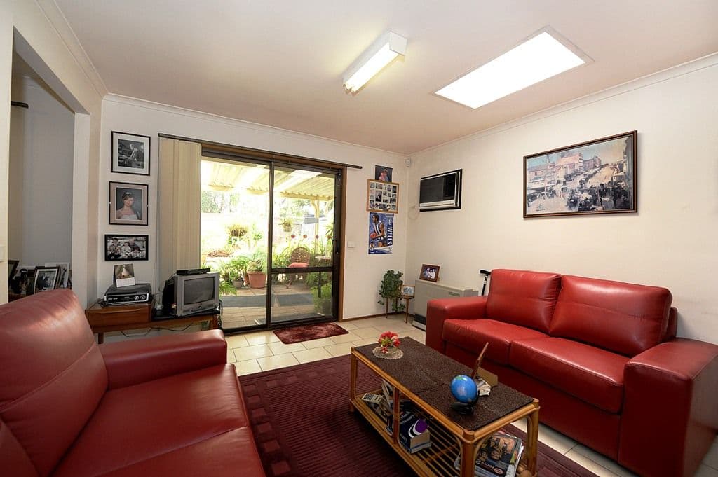 3 Pioneer Court, BERWICK VIC 3806, Berwick - Thumbnail 2