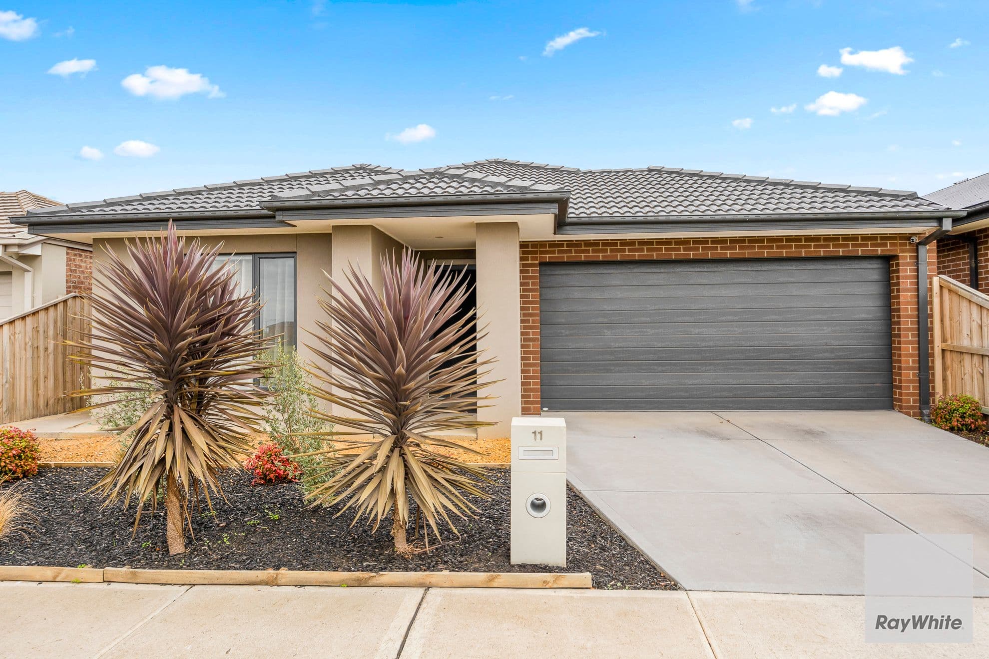 11 Monticiano Road, FRASER RISE VIC 3336, Fraser Rise - Image 1