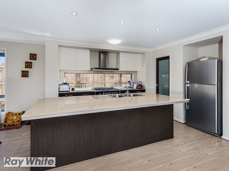 79 Mapleton Drive, North Lakes QLD 4509, North Lakes - Thumbnail 2