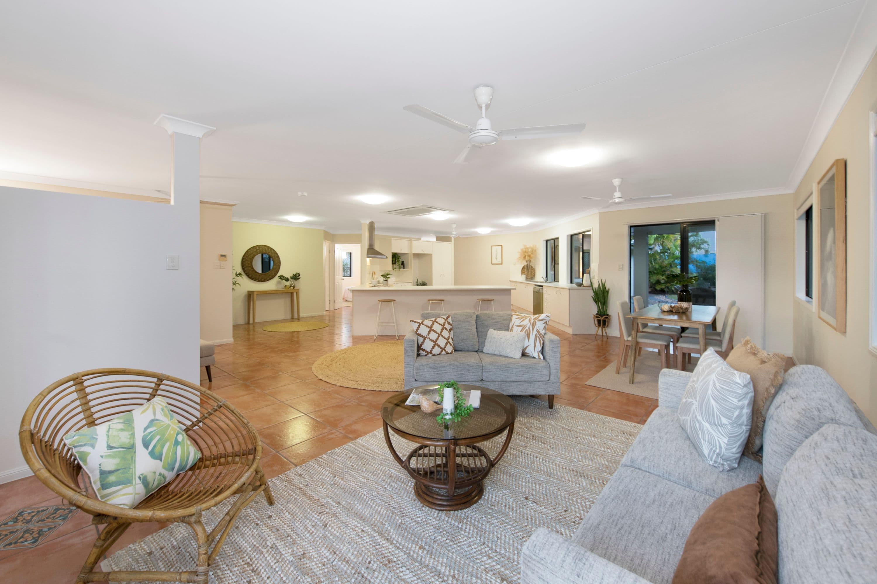 116-118 Martinez Avenue, West End QLD 4810, West End - Image 1