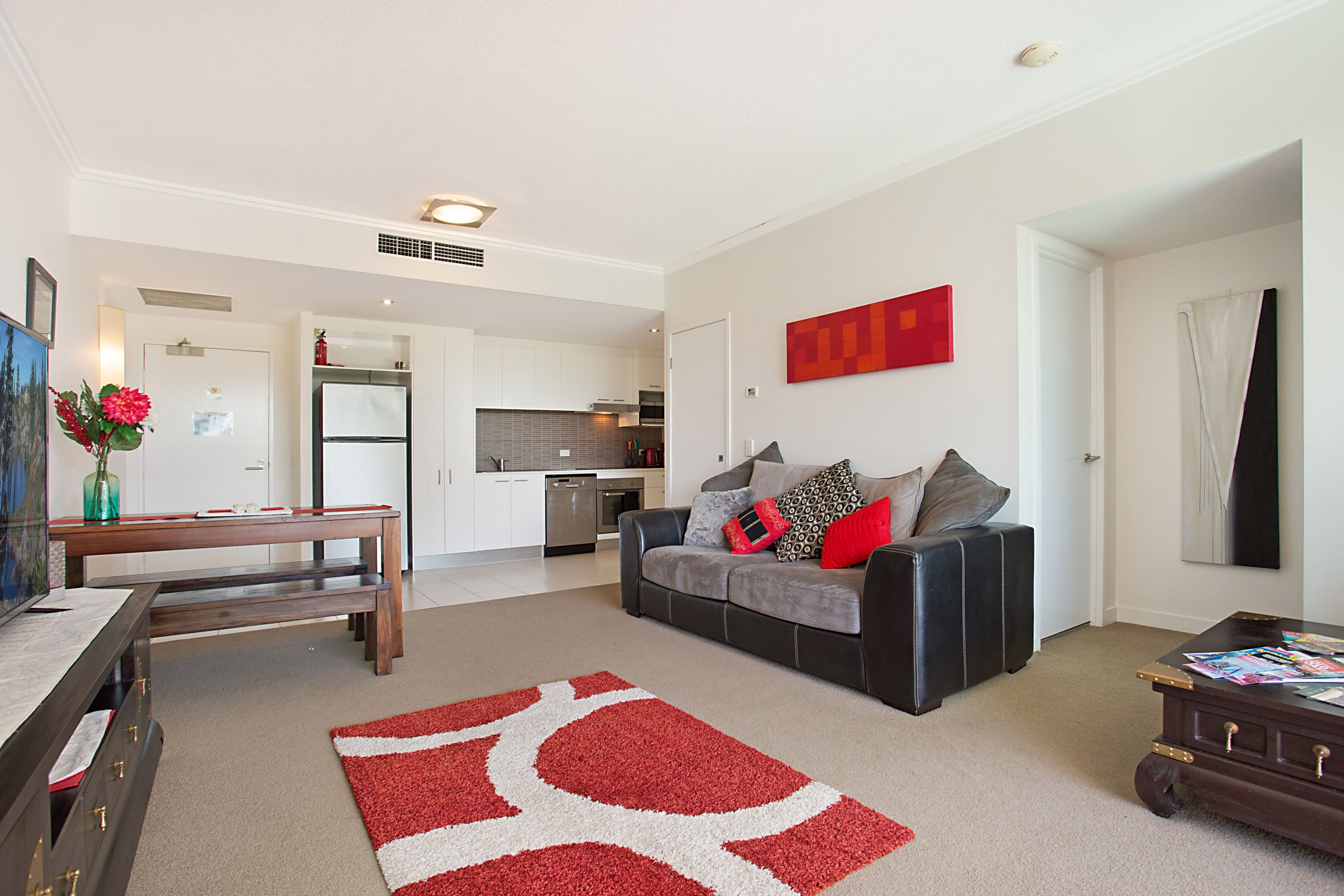 2102 'Freshwater Point' 33 T E Peters Drive, Broadbeach Waters QLD 4218, Broadbeach Waters - Thumbnail 3