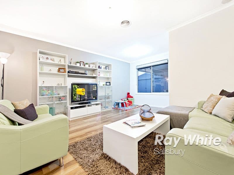 52 Saint Alfred Drive, Parafield Gardens SA 5107, Parafield Gardens - Thumbnail 3