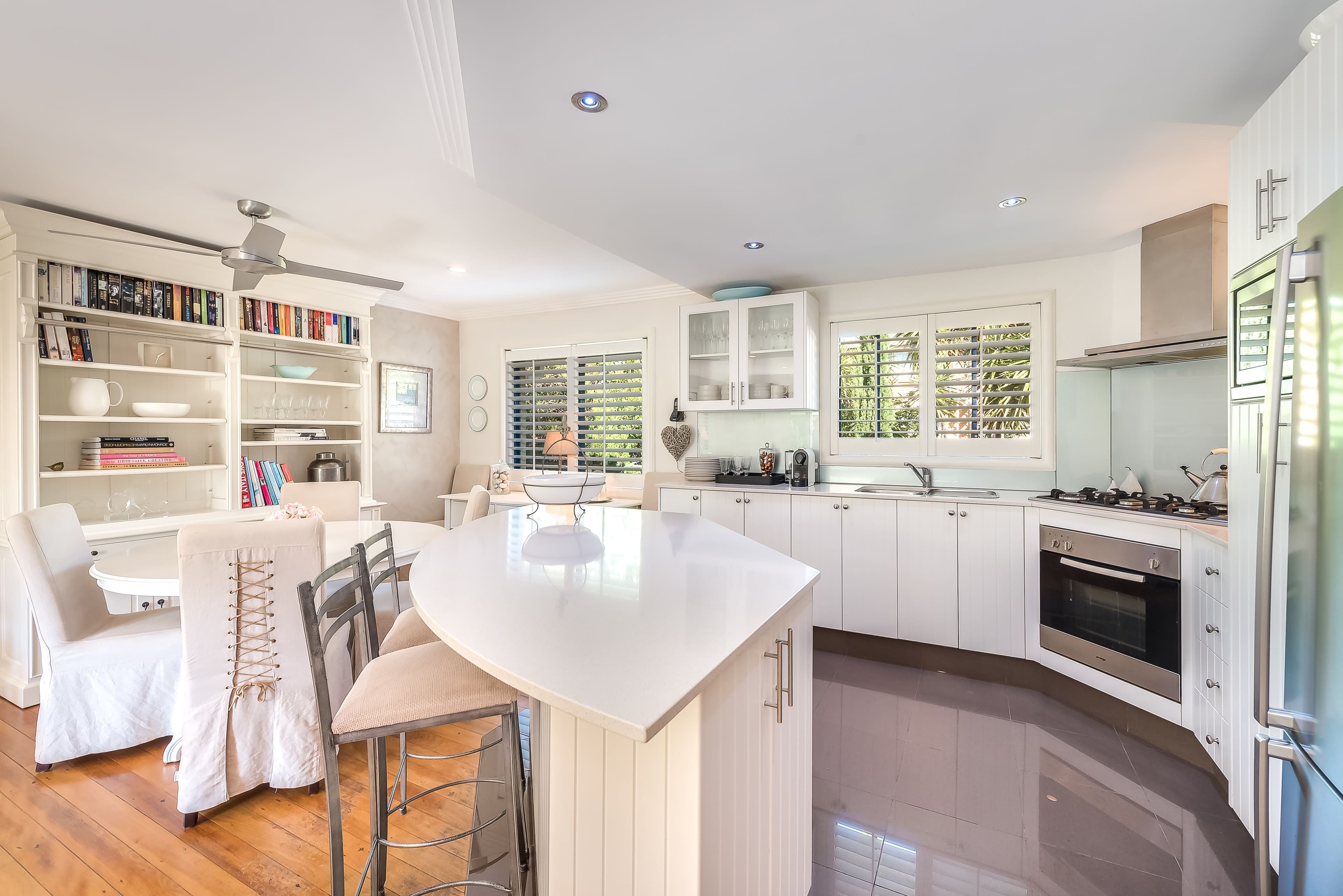 122 Slatyer Avenue, Bundall QLD 4217, Bundall - Thumbnail 6
