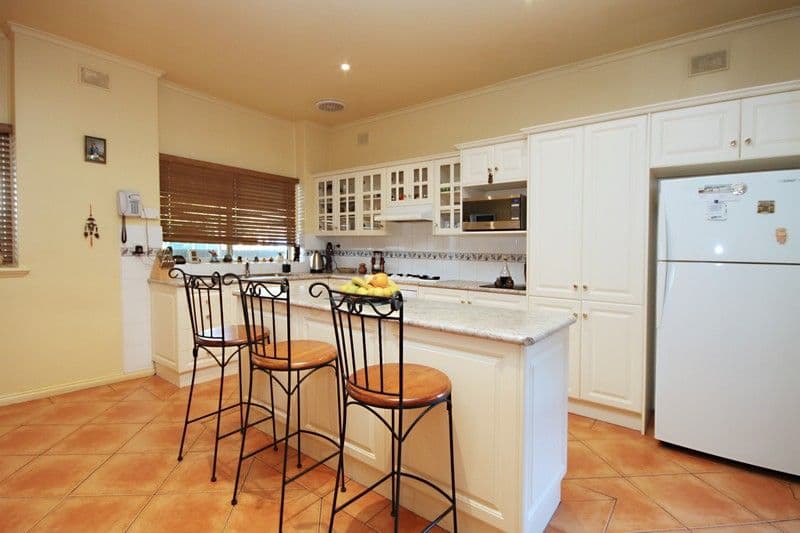 6 Durham Avenue, Lockleys SA 5032, Lockleys - Thumbnail 4