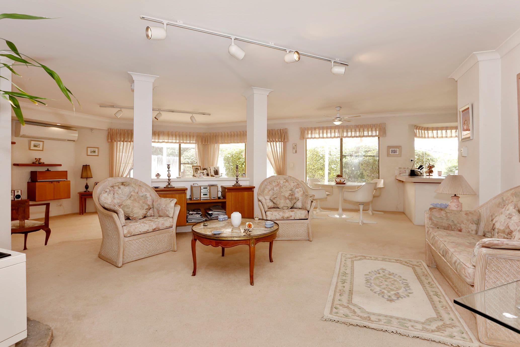 12 Harman Road, Sorrento WA 6020, Sorrento - Thumbnail 3