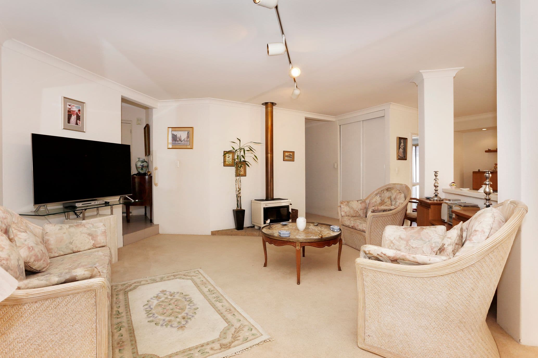 12 Harman Road, Sorrento WA 6020, Sorrento - Thumbnail 4