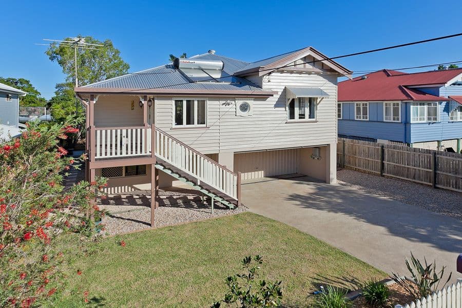 19 Framont Avenue, HOLLAND PARK QLD 4121, Holland Park - Image 1