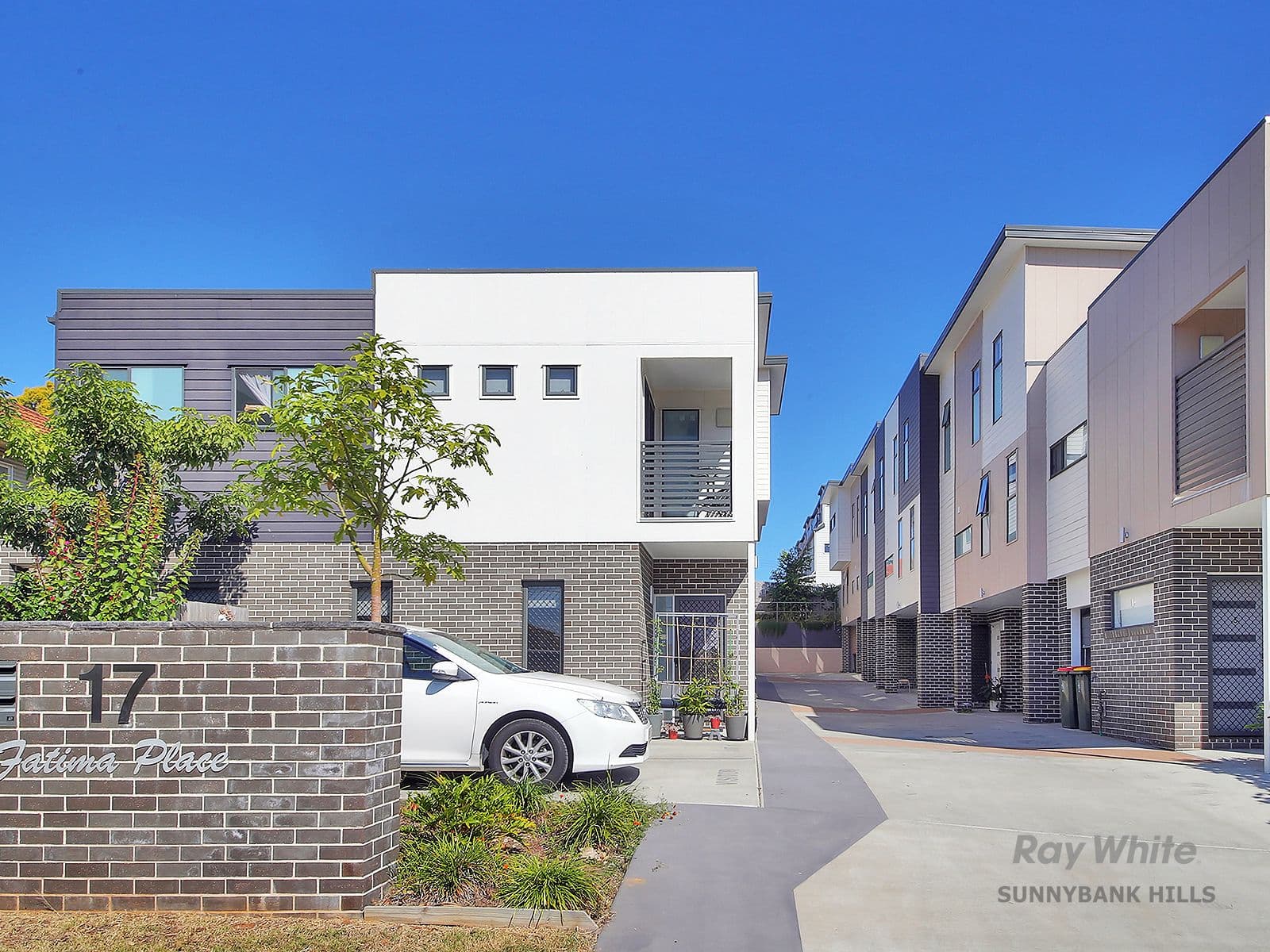 17 Berge Street, Mount Gravatt QLD 4122, Mount Gravatt - Image 1