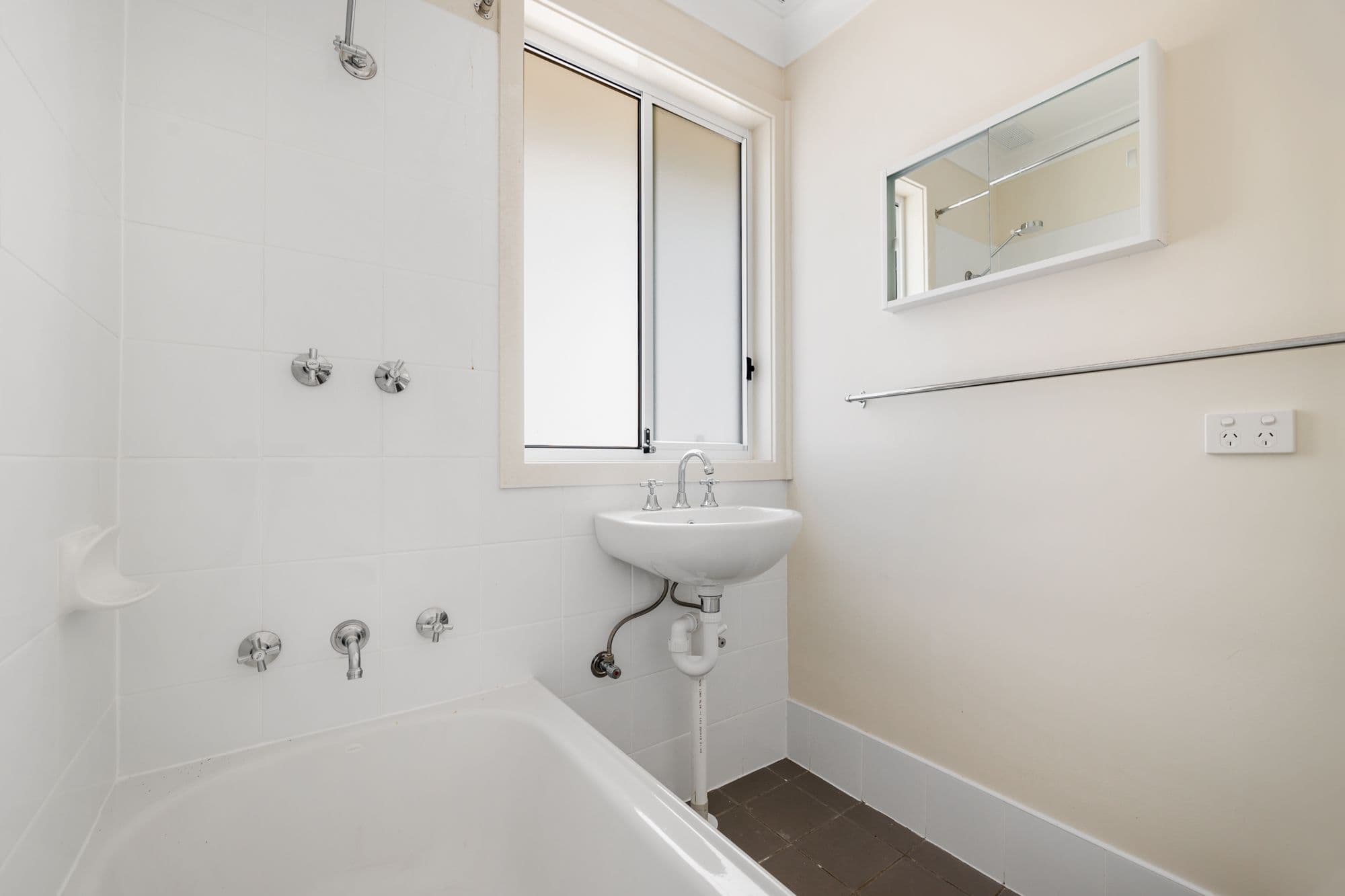 272 Riverside Drive, Airds NSW 2560, Airds - Thumbnail 8